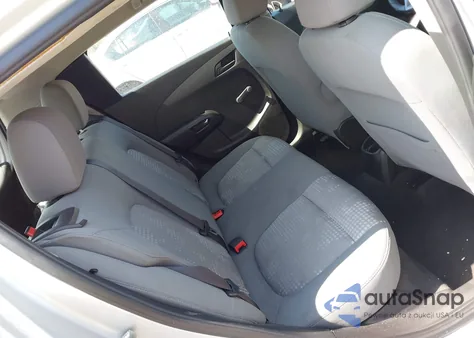 2016 Chevrolet Sonic Ls Auto из США, поврежденный, VIN 1G1JA6SG1G4158423